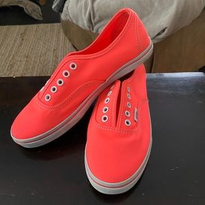 Neon pink brand new vans (missing laces)